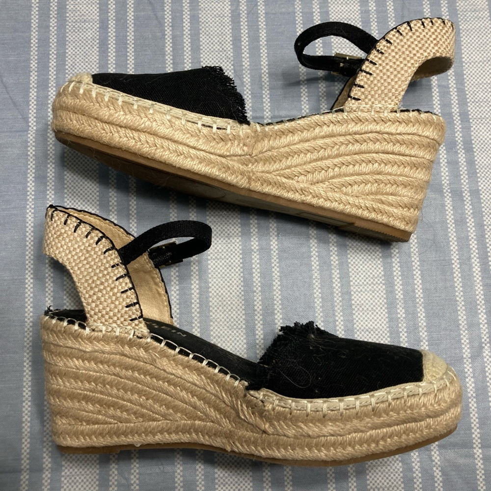 💛TODAY***13***Anne Klein “AKLONDON” black canvas and rope wedges.